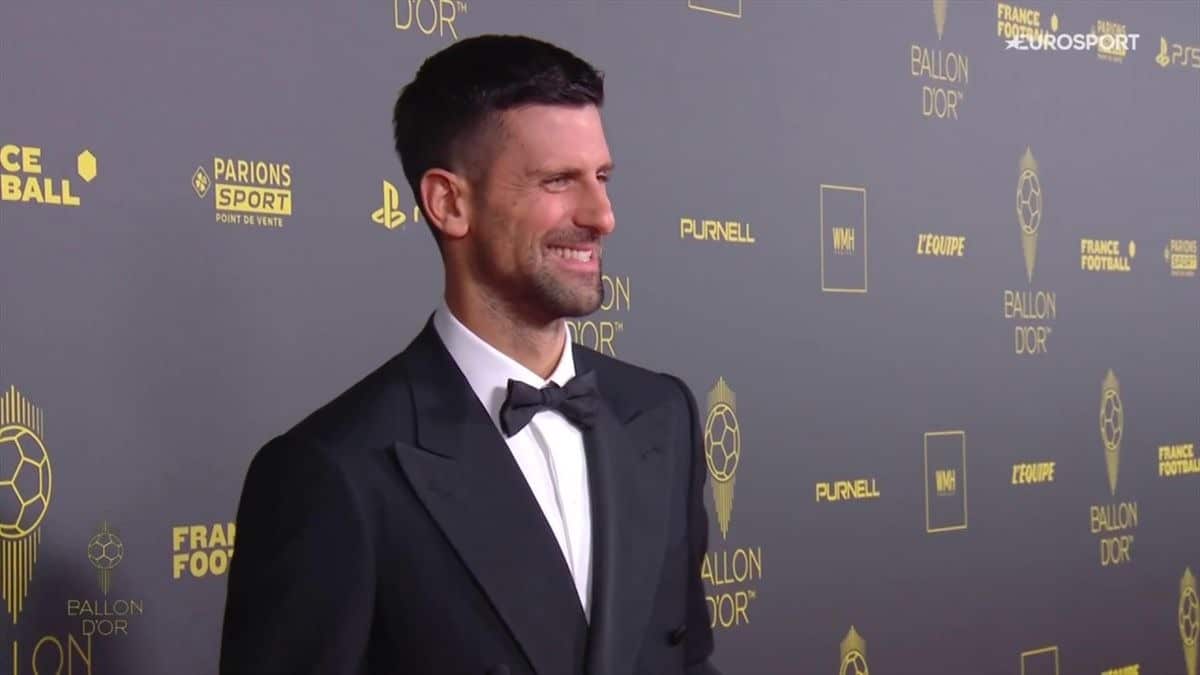 Djokovic trong lễ trao giải Quả Bóng Vàng 2023. Ảnh: Eurosport