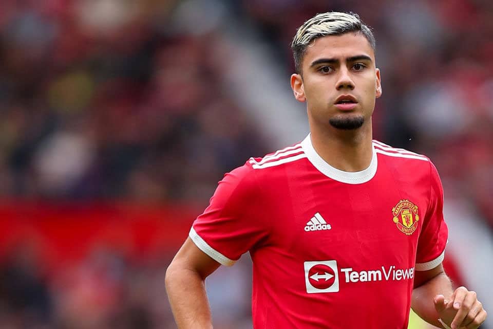 ‘Important people’ at club working to cancel deal with Man United - Pereira - Bóng Đá