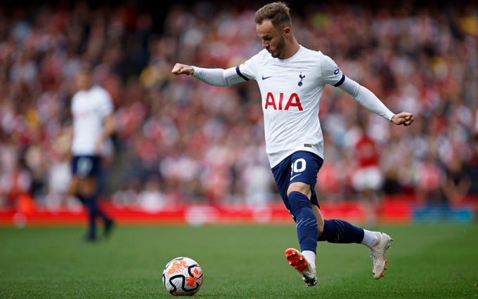 JAMIE CARRAGHER: ARSENAL AND LIVERPOOL DIDN’T BOTHER SIGNING JAMES MADDISON BECAUSE HIS MOST EFFECTIVE POSITION IS UNFASHIONABLE FOR ELITE COACHES - Bóng Đá